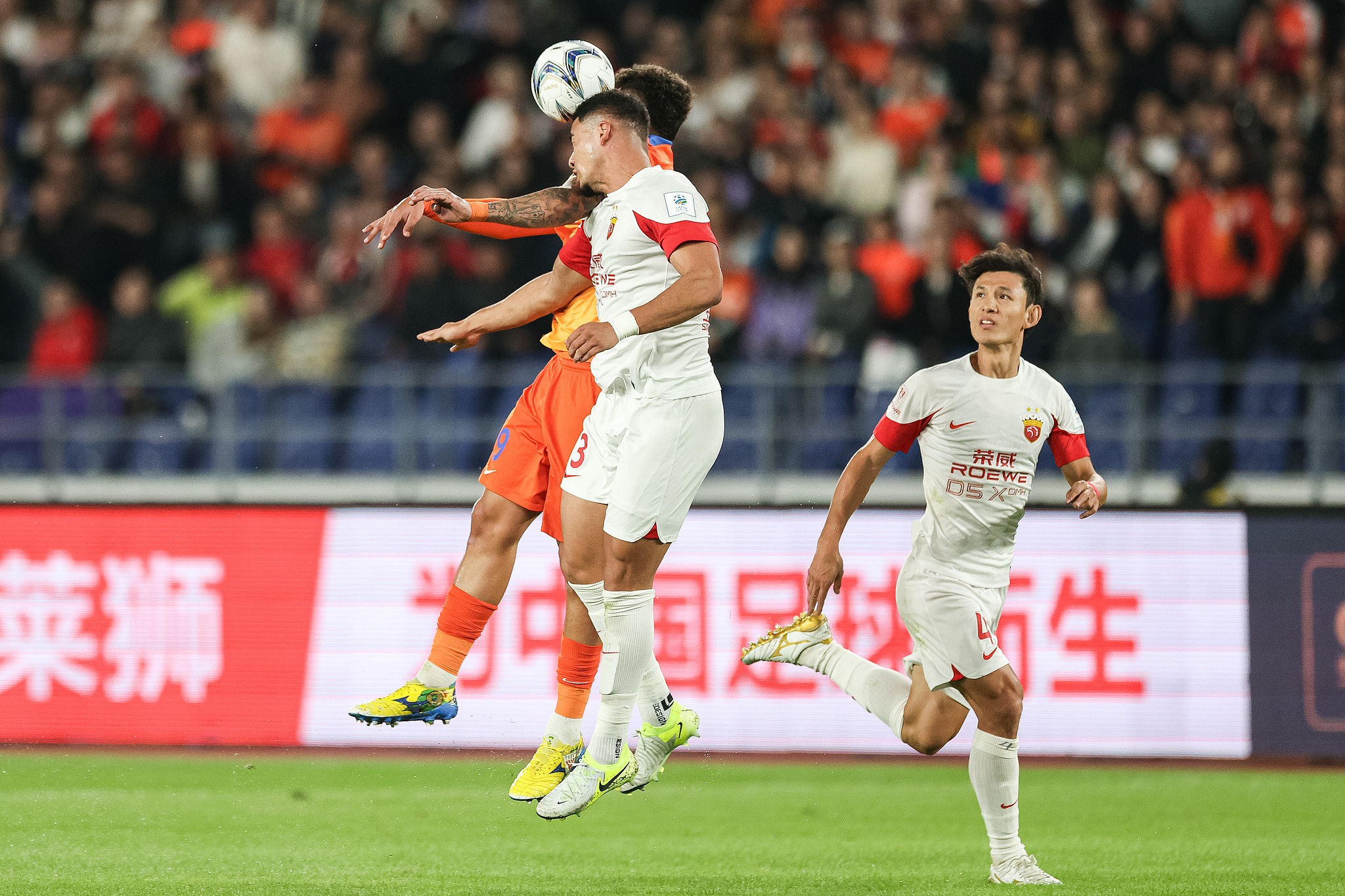 足总杯赛程吃紧，上海久事清晨状态回暖，质疑声仍在，阵容厚度经受考验(寻彩书画大赛含金量)-爱游戏官网