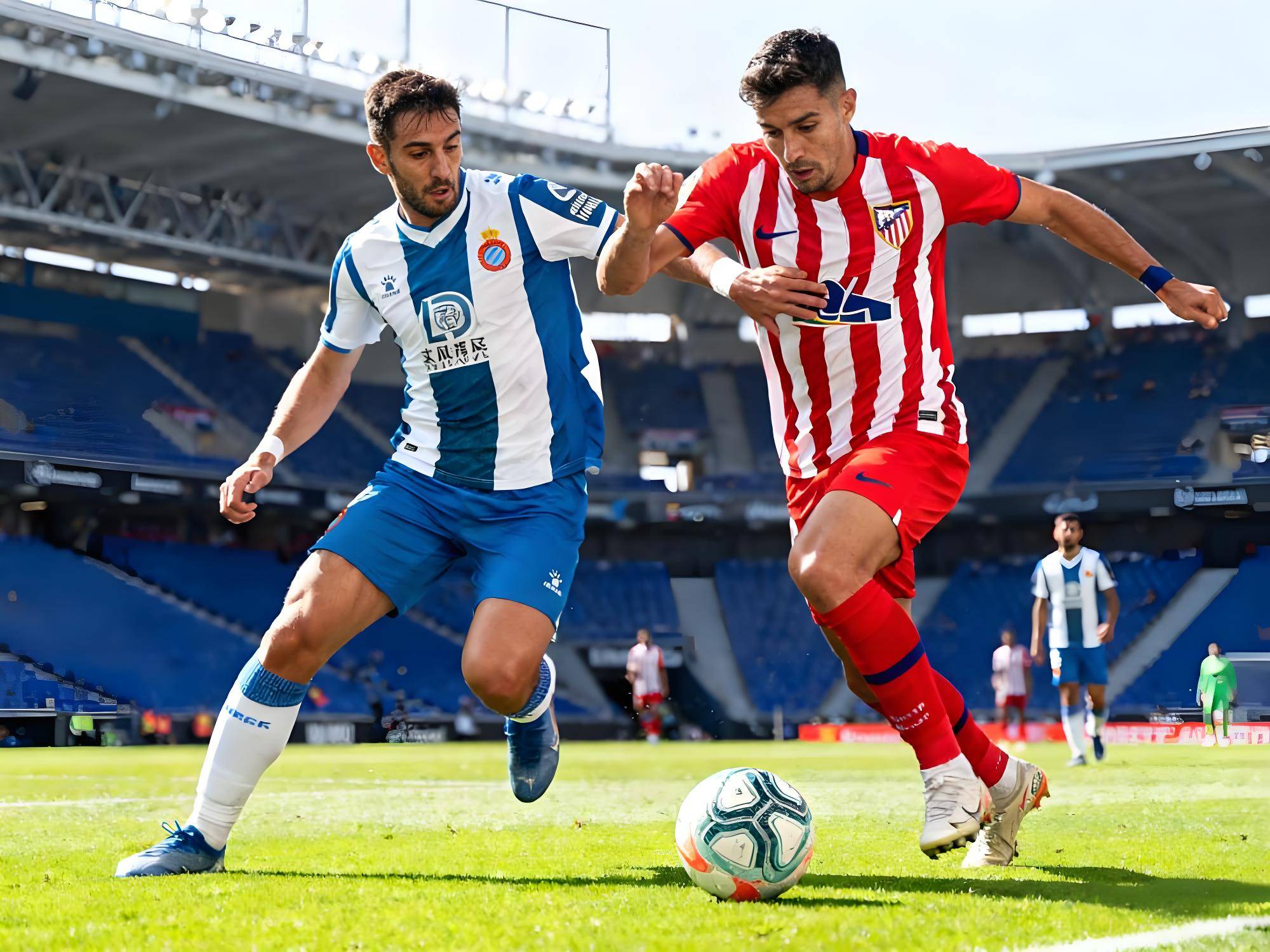 赛地聚焦：亚冠赛后热度飙升；塞维利亚强势反弹；信心回归；身体对抗强度拉满的简单介绍